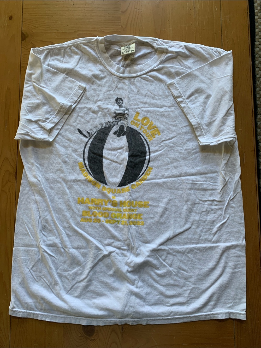 Harry Styles concert tee from 2022 residency